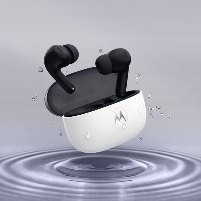 Składany smartfon motorola razr fold już wkrótce w Polsce. Specjalna edycja FIFA World Cup 26 i debiut moto buds 2 (plus) [6]