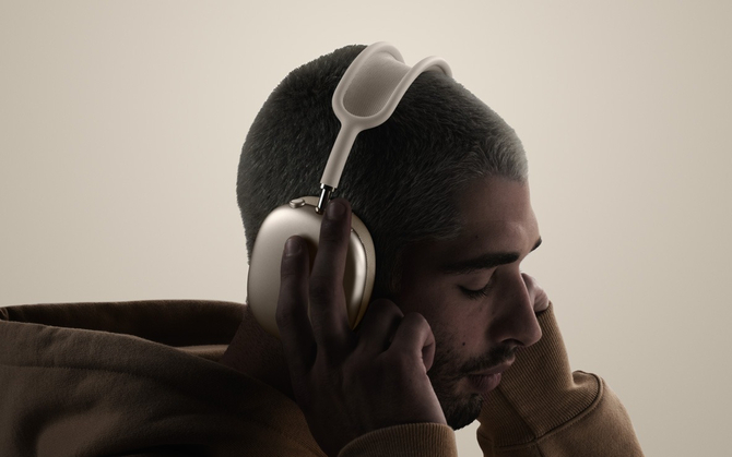 Prezentajca Apple AirPods Max 2 - słuchawki nauszne z lepszym ANC, funkcjami i dźwiękiem. Specyfikacja, porównanie i cena [3]
