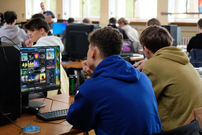 ZSEM OC CUP - rusza trzecia edycja zawodów w overclockingu wśród uczniów szkół w Polsce. Na zwycięzców czekają atrakcyjne nagrody [3]
