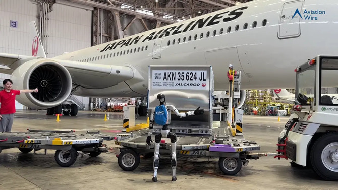 Japan Airlines testuje humanoidalne roboty przy załadunku bagażu i cargo. To próba bez przebudowy lotniskowej infrastruktury [2]
