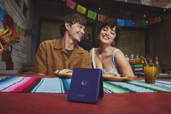 Motorola razr 70, razr 70 plus i razr 70 ultra - debiutują nowe składane smartfony. Zobacz ceny i specyfikacje [1]