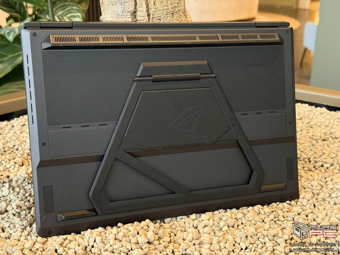 ASUS ROG Zephyrus Duo z Intel Core Ultra 9 386H i NVIDIA GeForce RTX 5090 Laptop wchodzi do sprzedaży w Polsce [nc1]