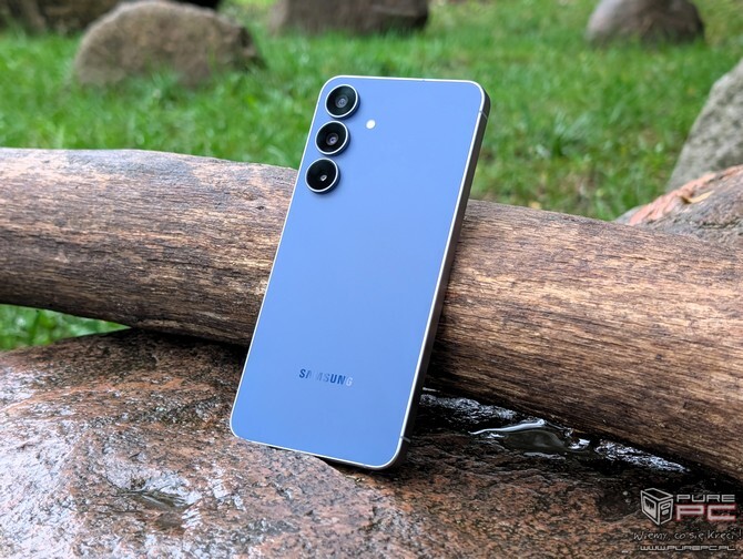 Samsung Galaxy S26 FE - poznaliśmy design urządzenia. Tak prezentuje się kolejny model z flagowej serii [1]