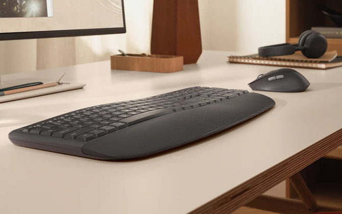 Logitech Signature Comfort Plus - akcesoria stawiające na komfort. Pierwsza myszka firmy z poduszką i klawiatura z podparciem [3]