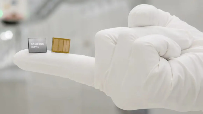 Samsung rozpoczął wysyłkę próbek HBM4E do klientów. 48 GB na stos i do 3,6 TB/s dla akceleratorów AI [1]