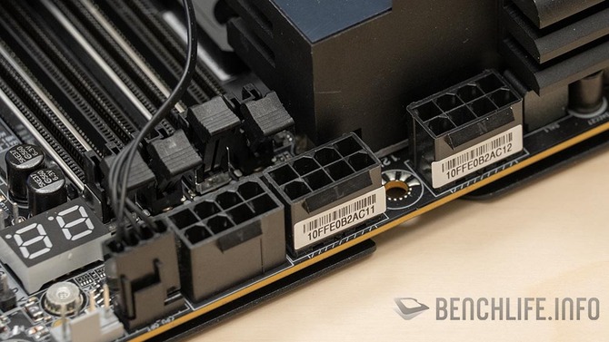 Gigabyte pokazał pierwszą płytę główną Z990 dla procesorów Intel Nova Lake-S. Ma aż trzy gniazda zasilania 8-pin EPS [2]
