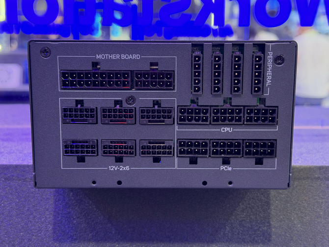 Co ciekawego pokazała firma FSP na targach Computex 2026? Zasilacz o mocy 3300 W, nowe obudowy i systemy chłodzenia [nc1]