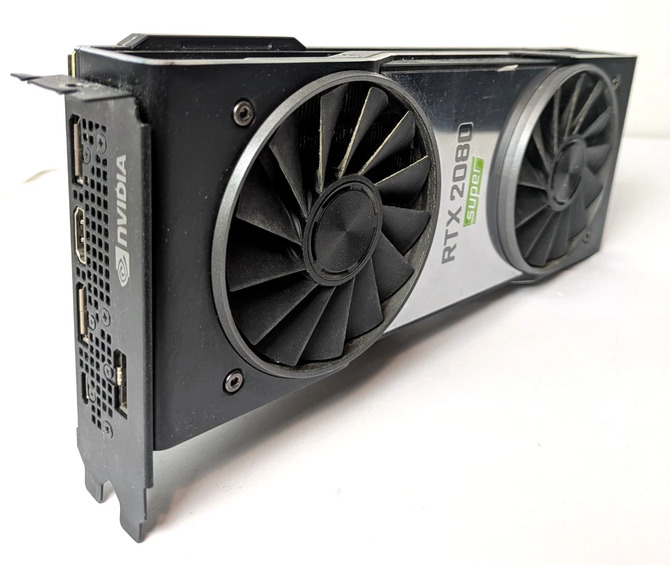 NVIDIA szykowała konsumencką wersję układu TITAN RTX? Niewydany GeForce RTX 2080 Ti SUPER odnaleziony po latach [4]