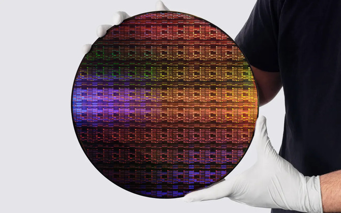 IBM pokazuje technologię 0,7 nm z architekturą Nanostack. Pionowe układanie tranzystorów do skalowania po 2 nm [1]