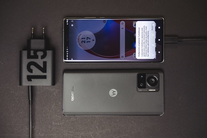 Motorola Edge 30 Neo, Fusion czy Ultra? Sprawdź, który z tych smartfonów będzie odpowiedni dla Ciebie [7]