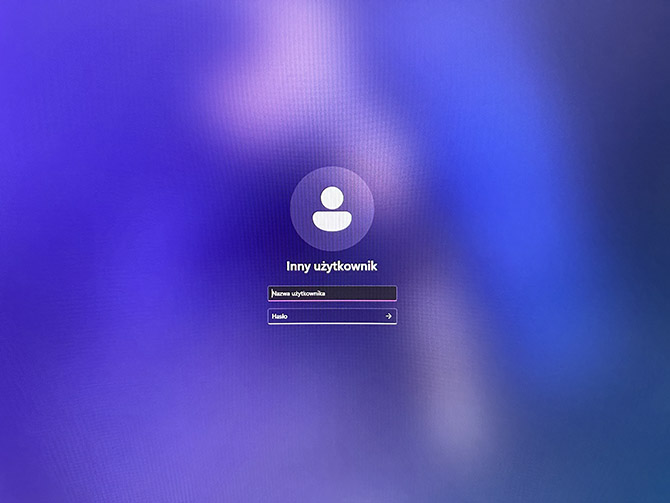 Jak wyłączyć telemetrię i usunąć bloatware z Windows 11? Pomoże Ci narzędzie AME 11. Jest jednak pewne “ale”. Poradnik [nc1]