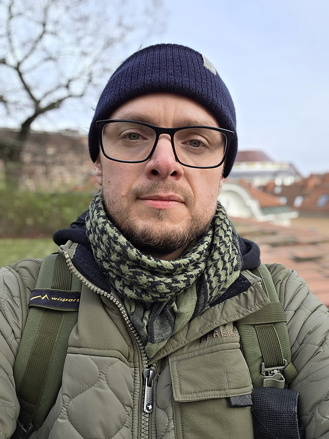 Porównanie jakości aparatów w smartfonach Samsung Galaxy S25 Ultra i Galaxy S24 Ultra. Sprawdź, który robi lepsze zdjęcia i filmy [nc1]