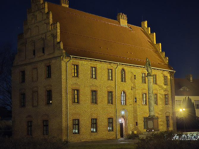 Porównanie jakości aparatów w smartfonach Samsung Galaxy S25 Ultra i Galaxy S24 Ultra. Sprawdź, który robi lepsze zdjęcia i filmy [nc1]