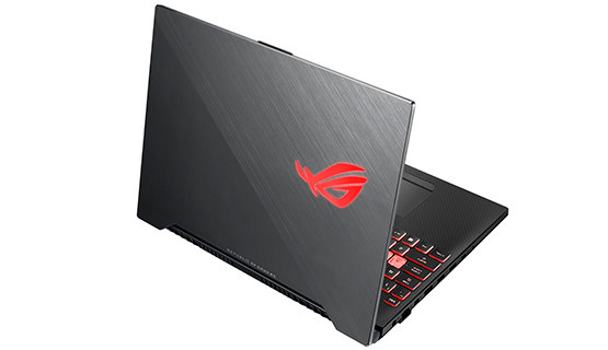 ROG Strix SCAR GL504 - foto 3