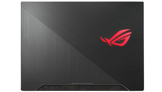 ROG Strix SCAR GL504 - foto 4