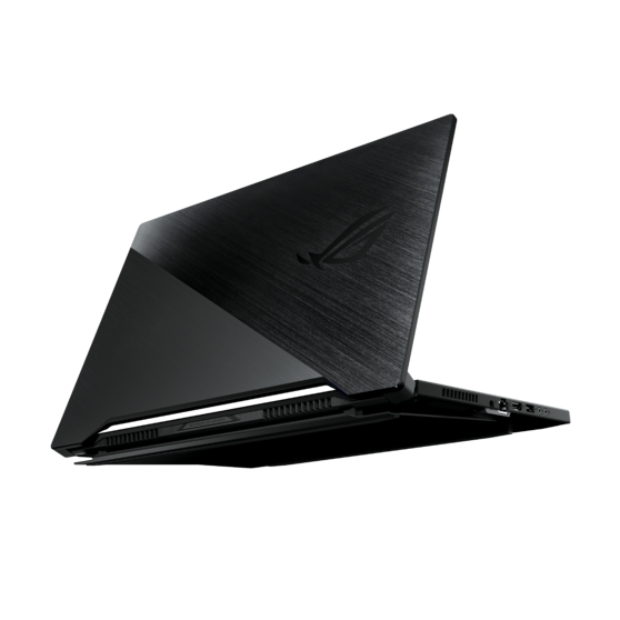 ASUS ROG ZEPHYRUS S - foto 1