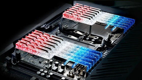 Pamięci DDR4 G.Skill Trident Z Royal RGB - foto 4