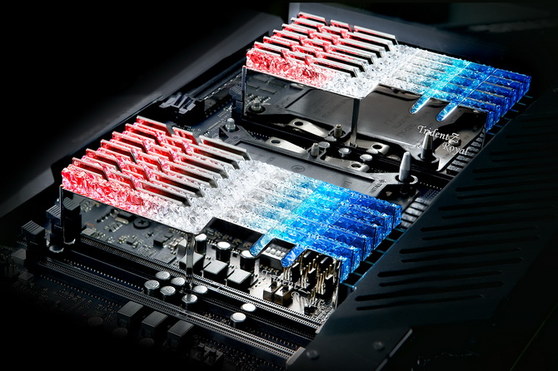 Pamięci DDR4 G.Skill Trident Z Royal RGB - foto 5