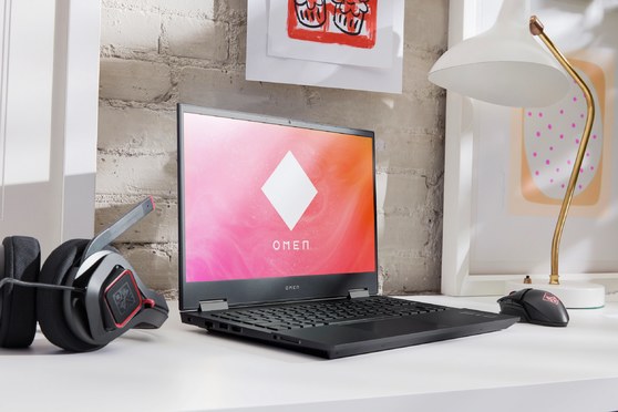 HP OMEN 15 - foto 1